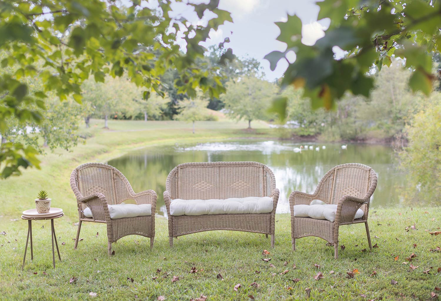 Deep Seating Loveseat Cushion Set, Sunbrella Solid Colors, Size 46x26 –  RSH Decor